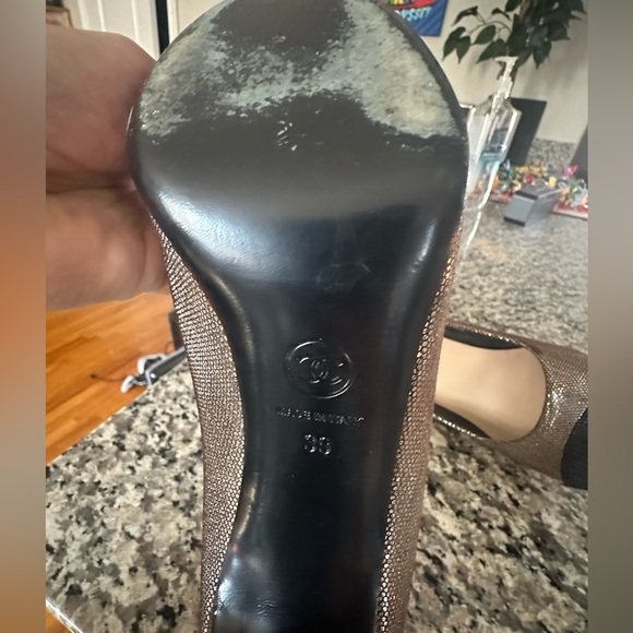 Authentic Chanel Gold Heels Pumps Size 39 - Picture 11 of 13